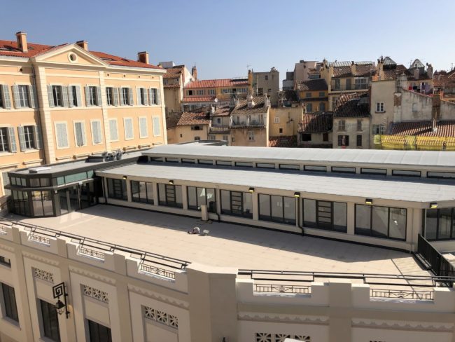 LES HALLES MARCHANDES