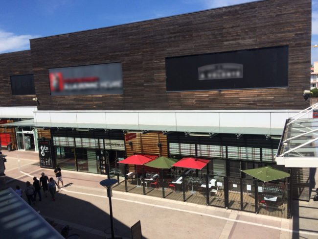 RESTRUCTURATION CELLULE COMMERCIALE FREJUS